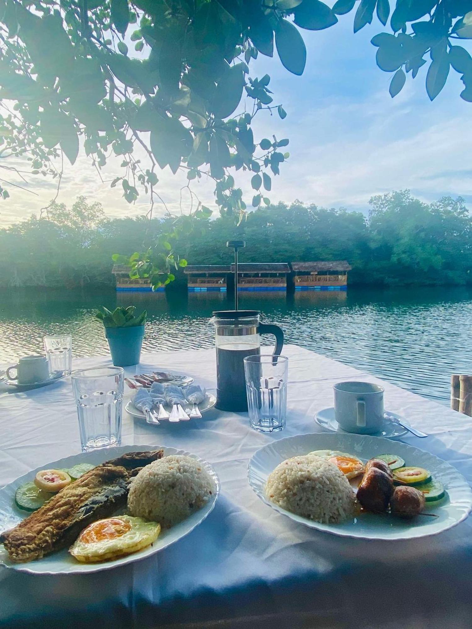 Virgin River Resort And Recreation Spot Bolinao エクステリア 写真